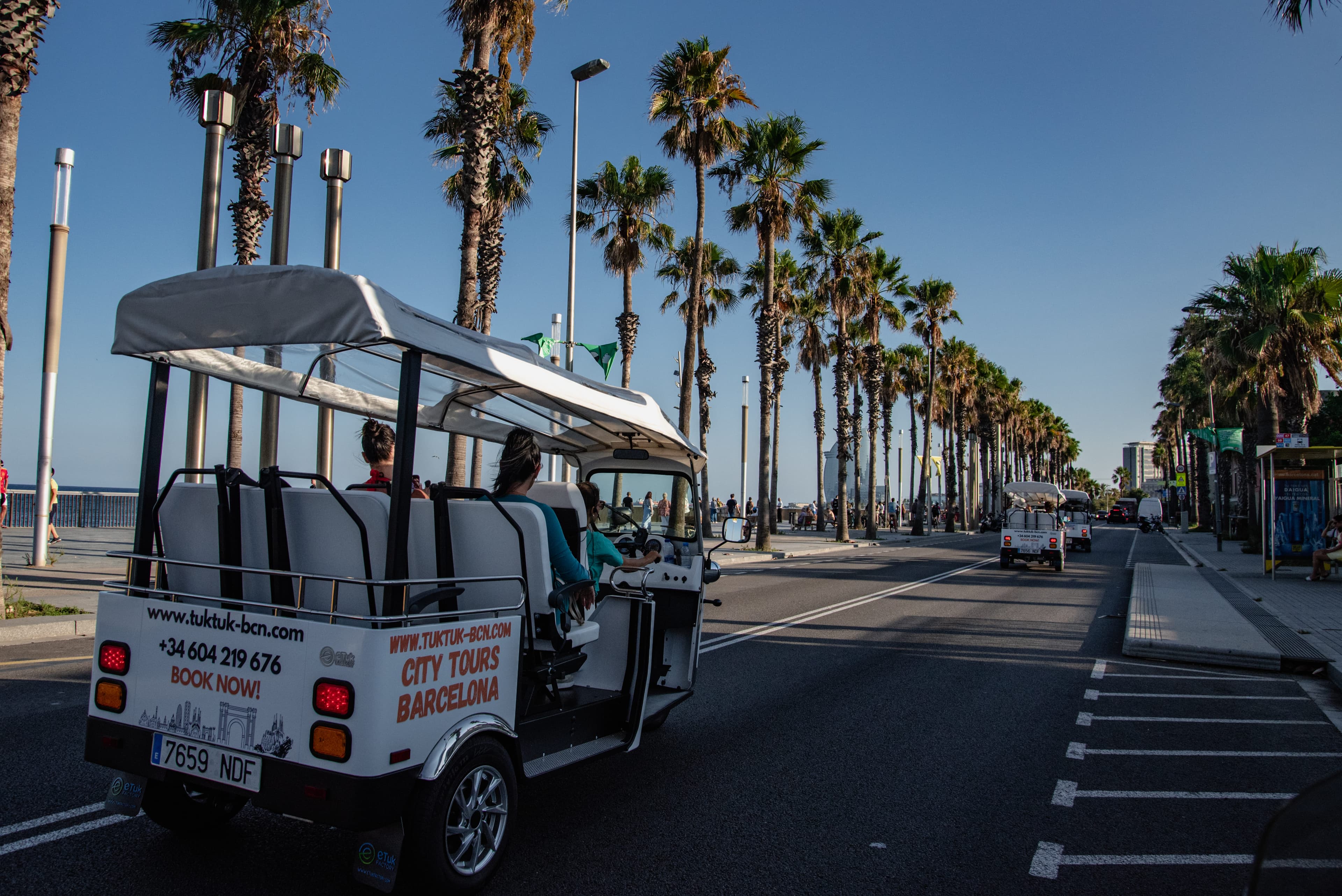 The Complete Barcelona Tuk Tuk Tour - 4 Hours - tuk tuk tour in Barcelona